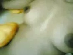 דבשי תחת סרט מין חינם נחמדים מקבלים חבטה צמודה