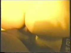 נטשה עושה פיפי ליד הנהר סרטי סרס חינם