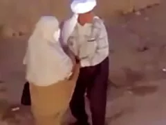 OLD4K. למין אין הגבלת גיל, כך שה-MILF הצ'כי נבנה על סרטי פורנו לצפיה בחינם ידי החותן המשובח