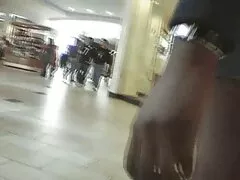 ליידי המתווך סרטי סקס חינם מלאים מוצץ שני זין שחורים ומתבאס