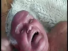 ילדה יפה מזדיינת סרטים חינם סקס את עצמה עם דילדו